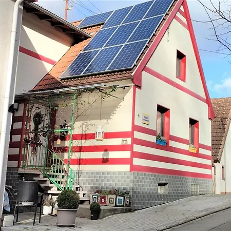 Haus Kunterbunt アパート Mehlingen